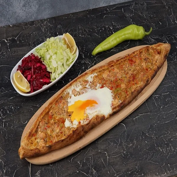 Tavuklu Yumurtalı Pide