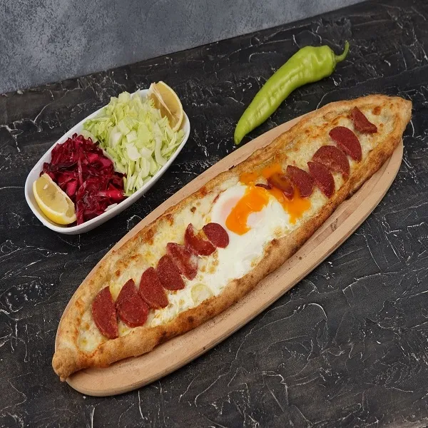 Sucuklu Kaşarlı Yumurtalı Pide